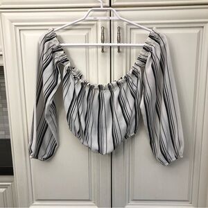 Urban Heritage crop women’s off shoulder top